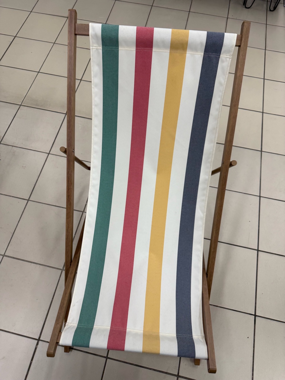 Hudson's Bay Stripes Folding Beach Chair, Water/Fade/Rust-Resistant, HBC STRIPES